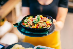 avec quoi peut on accompagner une salade de fruits